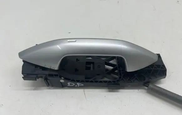 Skoda Octavia Mk4 Front door exterior handle 8V0839885