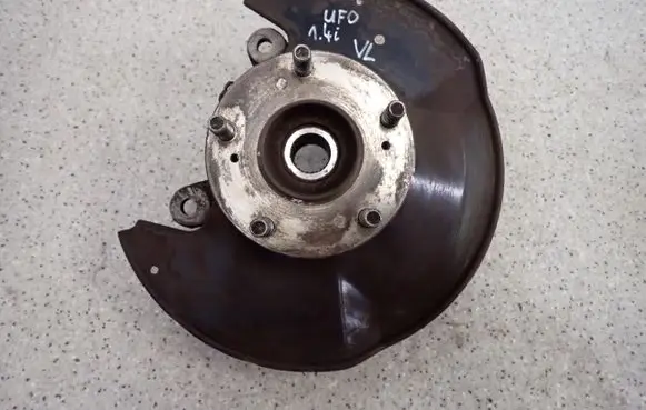 Honda Civic Front wheel hub spindle knuckle 