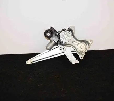 Toyota Prius (XW50) Rear window lifting mechanism without motor