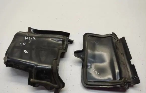 Mercedes-Benz ML W164 Other engine bay part A1646200578