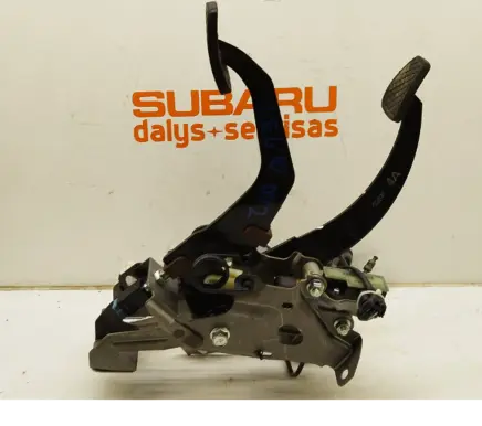 Subaru Legacy Pedal assembly 