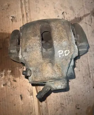BMW X5 E53 Front brake caliper 34116773132