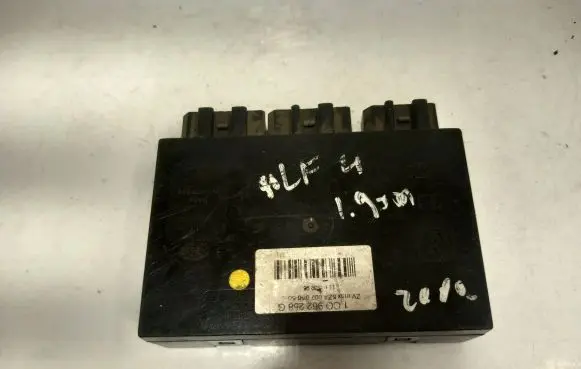 Volkswagen Golf IV Comfort/convenience module 1C0962258G