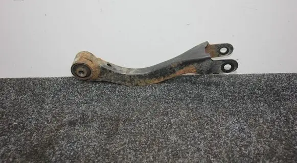Subaru Forester SJ Rear upper control arm/wishbone 000000