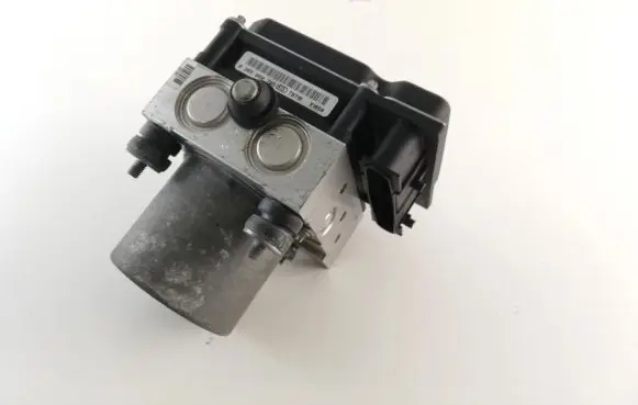 Subaru Impreza II ABS Pump 27536FG010 KL2525