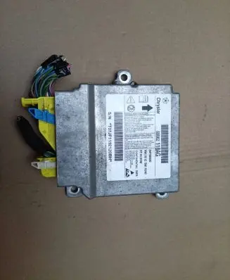 Chrysler Town & Country V Airbag control unit/module 68062118AG