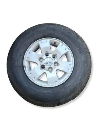 Mitsubishi Pajero R16 alloy rim 