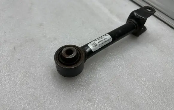 Tesla Model 3 Rear control arm 104443100H