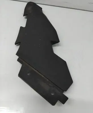 Mercedes-Benz B W245 Radiator trim A1698210336 90080101