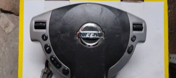 Nissan Qashqai Steering wheel airbag 98510JD16C