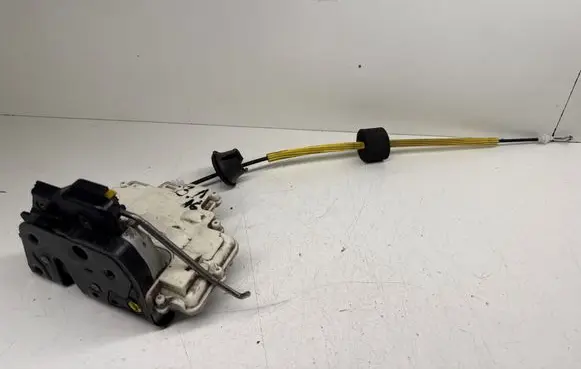 Audi A6 S6 C6 4F Rear door lock