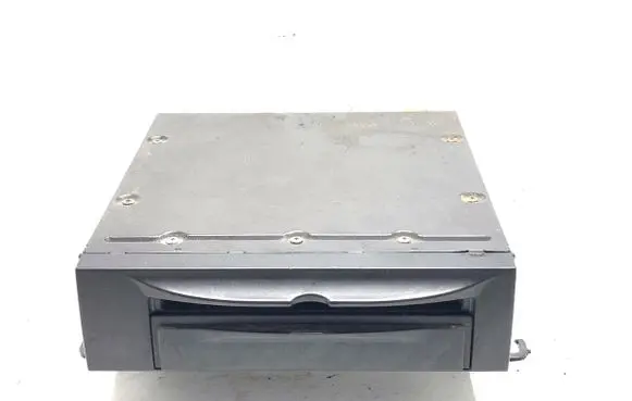 Volvo XC90 CD/DVD changer 30679809