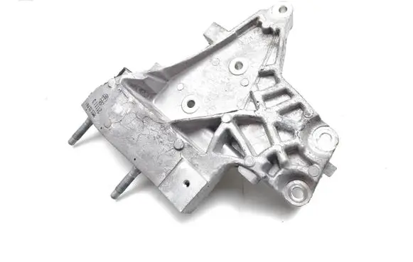 KIA Niro Engine mounting bracket EM16