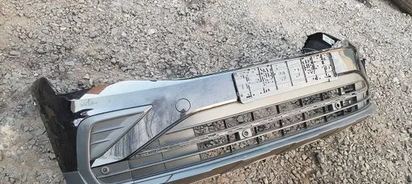 Volkswagen Tiguan Front bumper