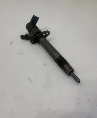 Volvo V70 Fuel injector 0445110078