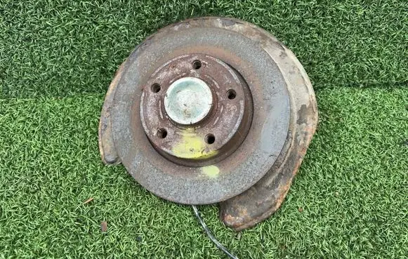 Renault Trafic II (X83) Rear wheel hub spindle/knuckle 8200050015