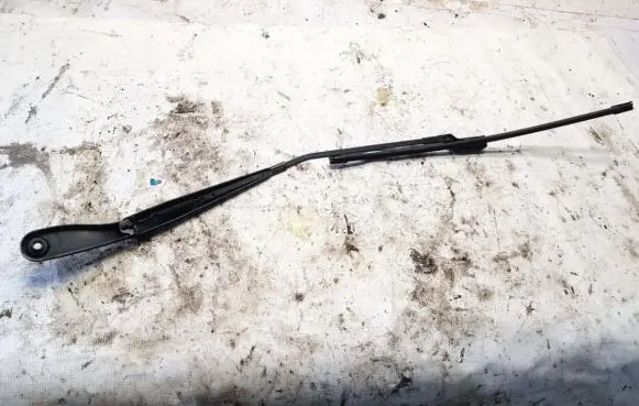 Volvo C30 Front wiper blade arm 31253999
