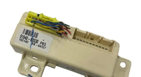 KIA Soul Fuse module 91940B2030 15214D AK64127