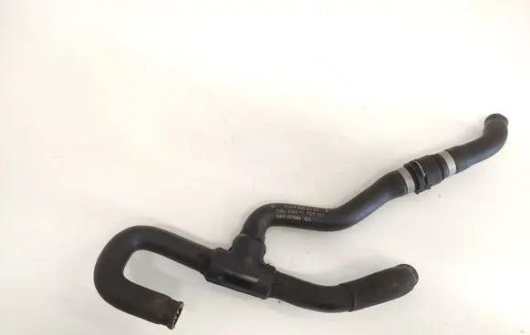 Mercedes-Benz Vito Viano W639 Engine coolant pipe/hose A6398324323