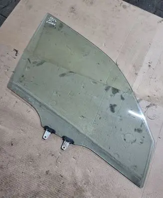 Suzuki Grand Vitara II Front door window glass four-door 43R00033