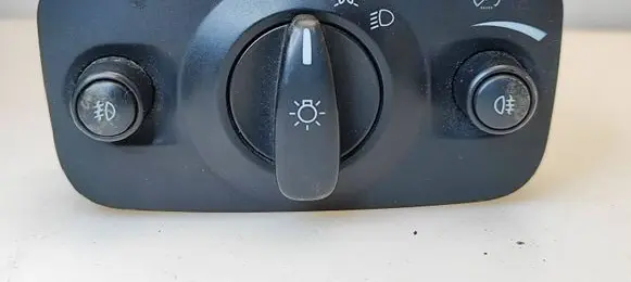 Ford Mondeo MK IV Light switch 6G9T13A024DF 04066425 G0GMA