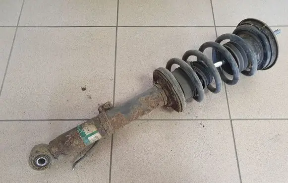 Lexus IS 220D-250-350 Front shock absorber with coil spring 4851053160