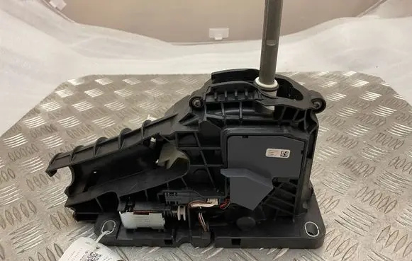 Volvo XC90 Gear shifter/selector 31437769