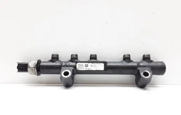 Volvo V60 Fuel main line pipe 9685297580 9658227880
