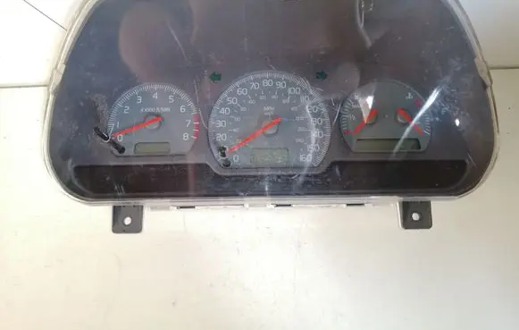 Volvo S40, V40 Speedometer (instrument cluster) 30889716D 30889716