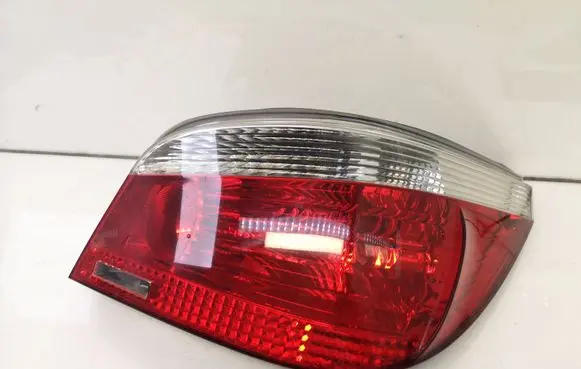 BMW 5 E60 E61 Rear/tail lights 6910768