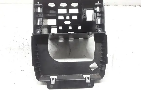 Volvo XC90 Radio/GPS head unit trim 03409622
