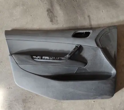 Peugeot 308 Front door card panel trim 96815315ZD