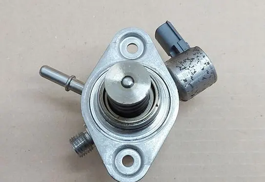 Nissan Pulsar Fuel injection high pressure pump 0261520432NissanOE
