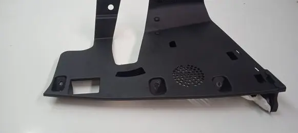 Maserati Levante Dashboard lower bottom trim panel 670067048