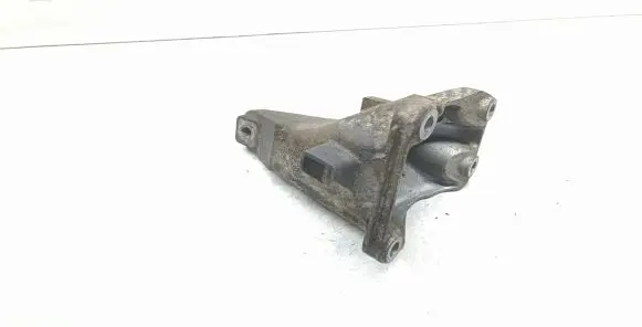 BMW X1 E84 Engine mounting bracket 6777064 22116777064