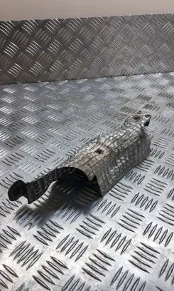Jaguar XJ X351 Heat shield in engine bay 