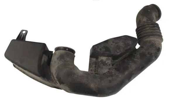 Subaru Outback (BS) Air intake duct part 0606AG