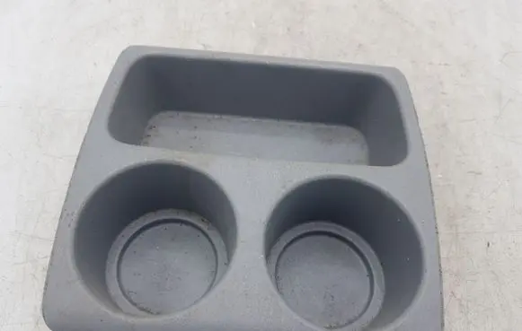 Cup holder front