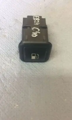 Volkswagen Golf IV Fuel tank opening switch 3B0959833A