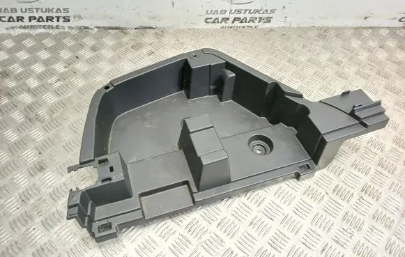 Toyota Avensis T270 Tool box 6499705030