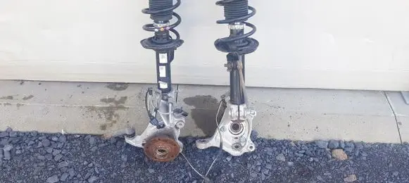 Volkswagen Golf VII Front shock absorber with coil spring