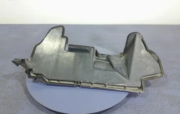 Toyota Prius (XW20) Intake resonator 53286-47010