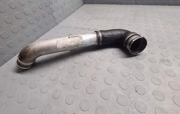 BMW 5 E60 E61 Intercooler hose/pipe 7790130 10305917 7793896