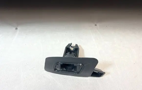 Volvo XC60 Headlight washer nozzle holder 32234938