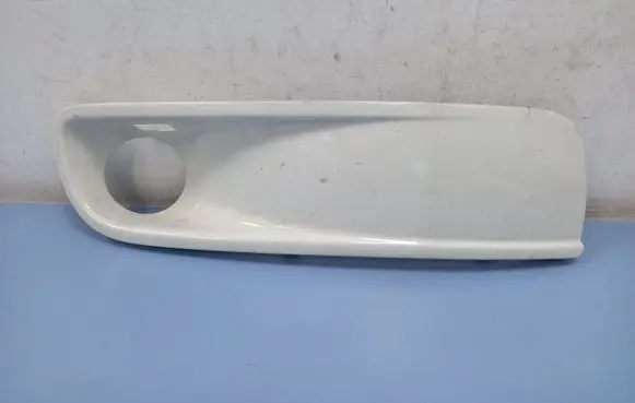 Volkswagen Multivan T5 Front bumper corner part panel trim 7H5807490