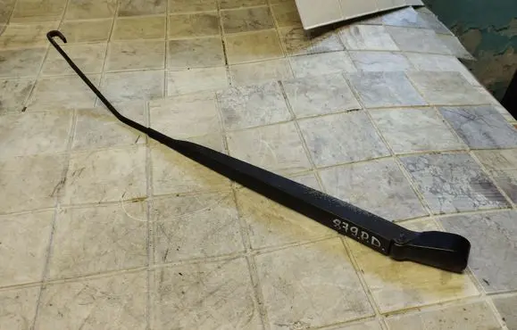 Citroen C2 Front wiper blade arm 11404D