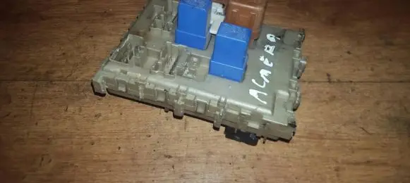 Nissan Almera N16 Fuse box set 243504m600 1130991