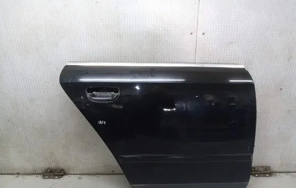 Audi A4 S4 B6 8E 8H Rear door