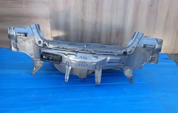 Suzuki Swift I Rear bodywork 