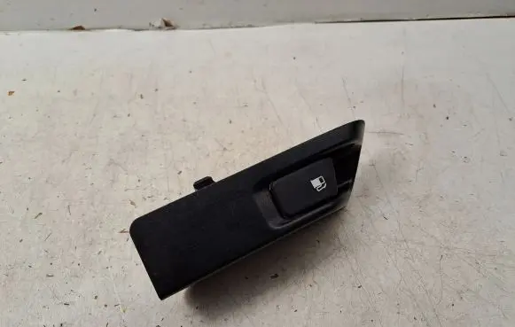 Toyota Verso Fuel tank opening switch 7730652040